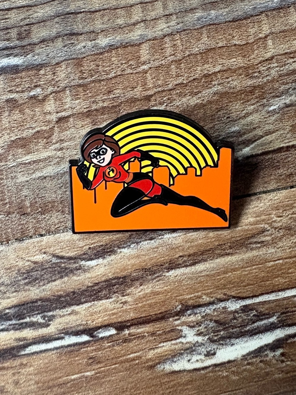 Disney The Incredibles Mrs. Incredible Trading Pin